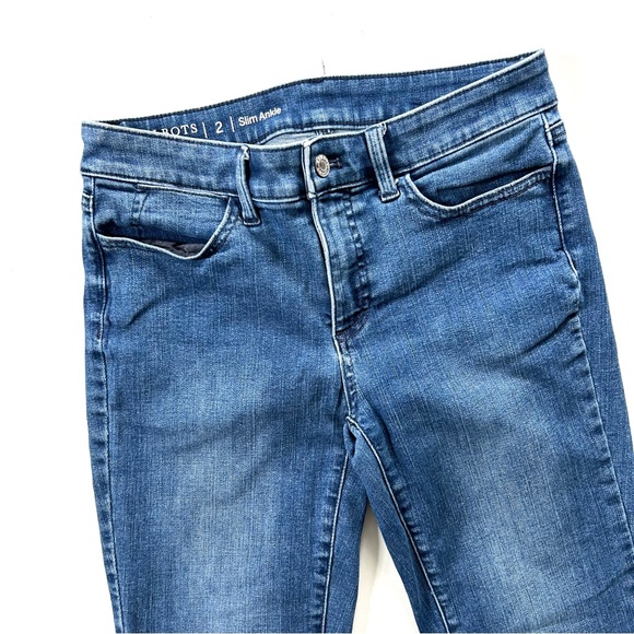 Talbots Flawless Dark Taylor Wash Embroidered Scallop-Hem Slim Ankle Jeans - Picture 3 of 7